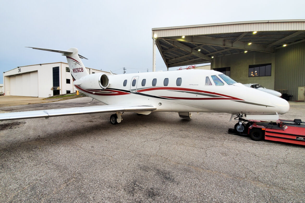 2000 Cessna Citation VII Premier Group, Inc.